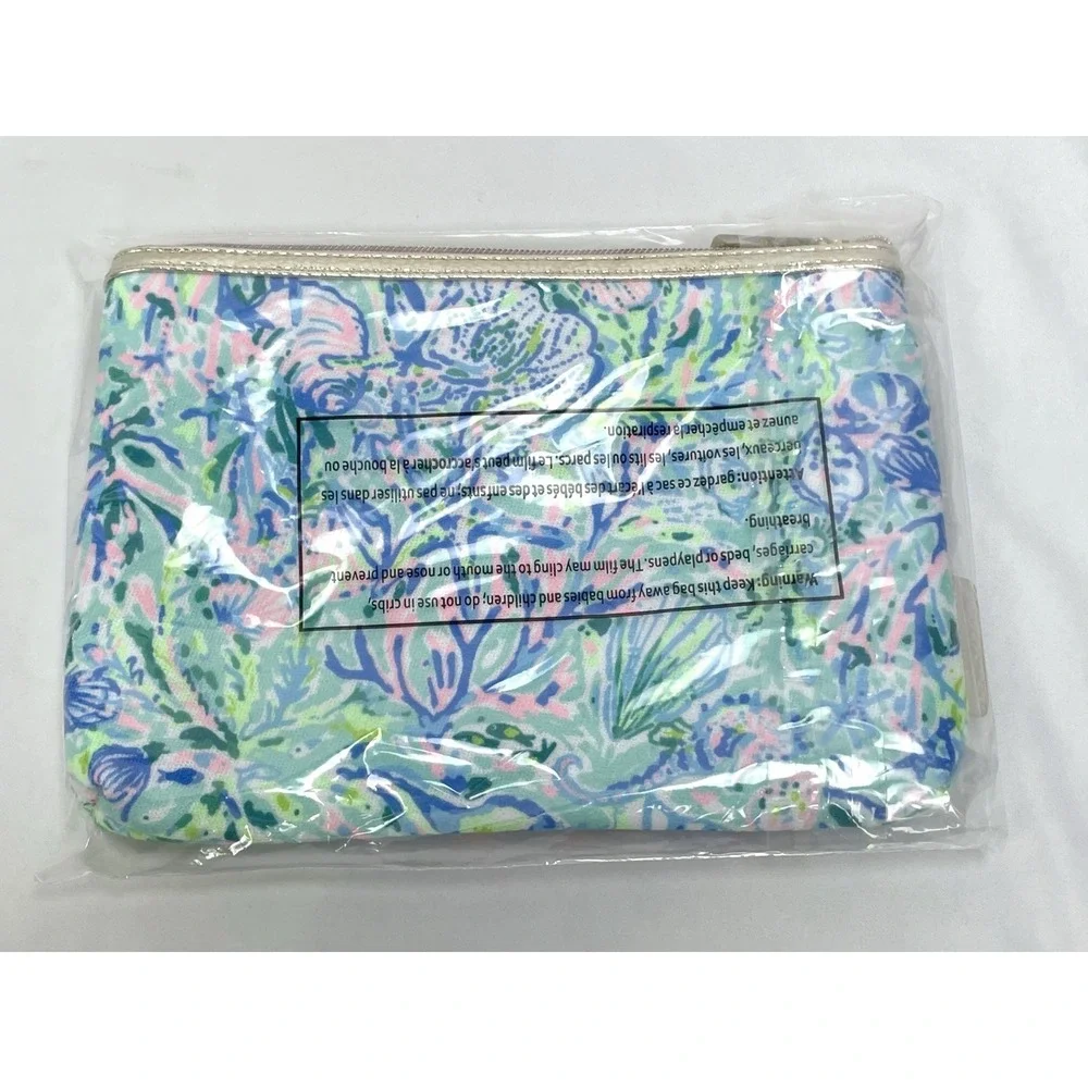 Lilly Pulitzer GWP Printed Pouch Surf Blue Soleil It On Me